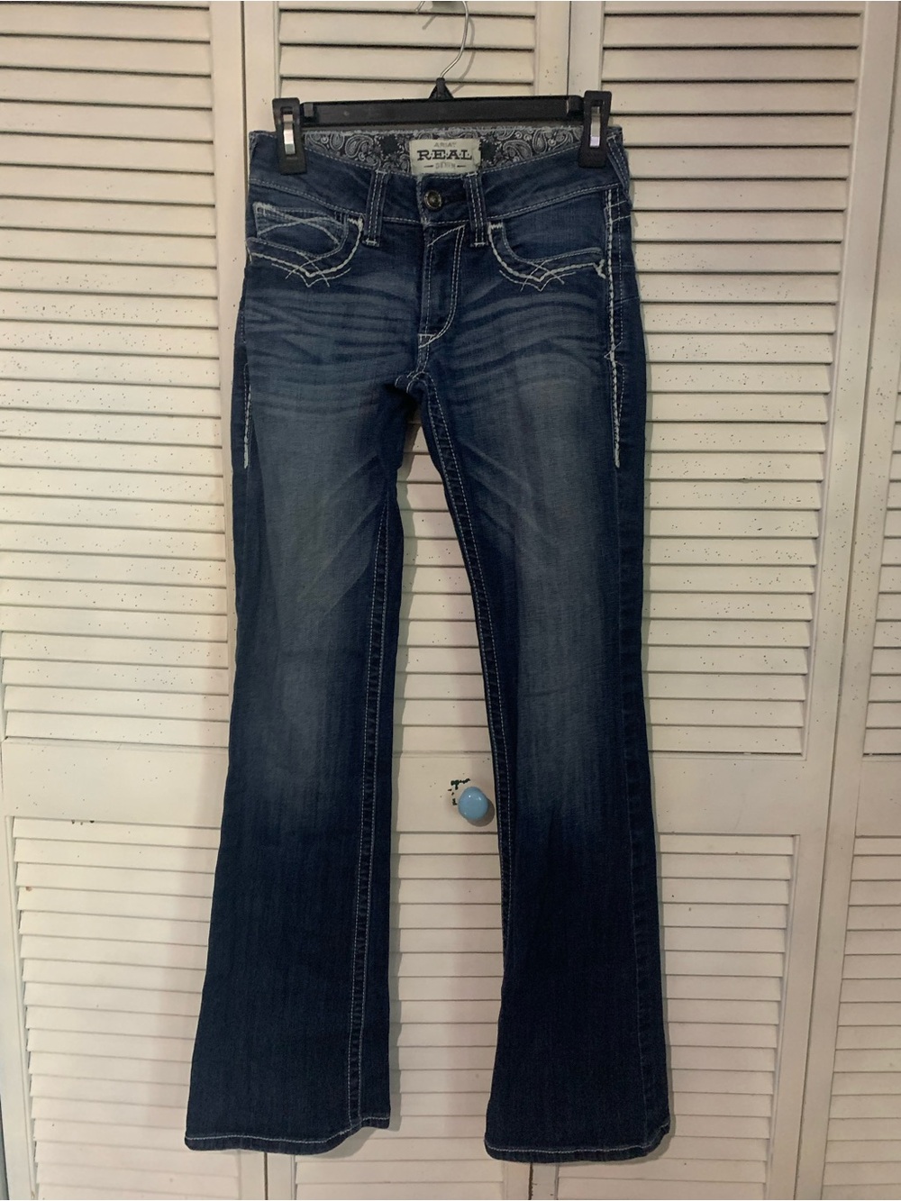 Ariat Women's Mid Rise Bootcut Cowgirl Style Jeans Classic White Stitching